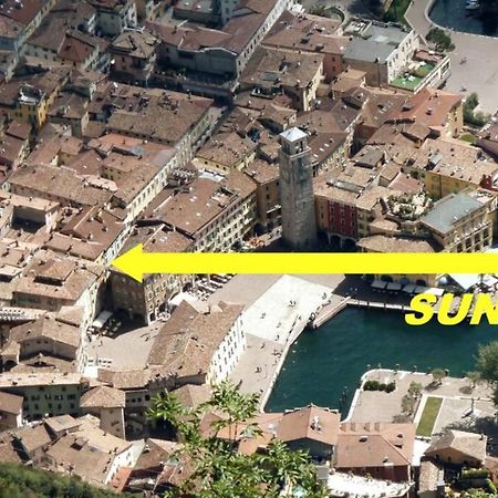 Appartamento Sunrise - Centro Storico N2 Riva del Garda Exteriér fotografie